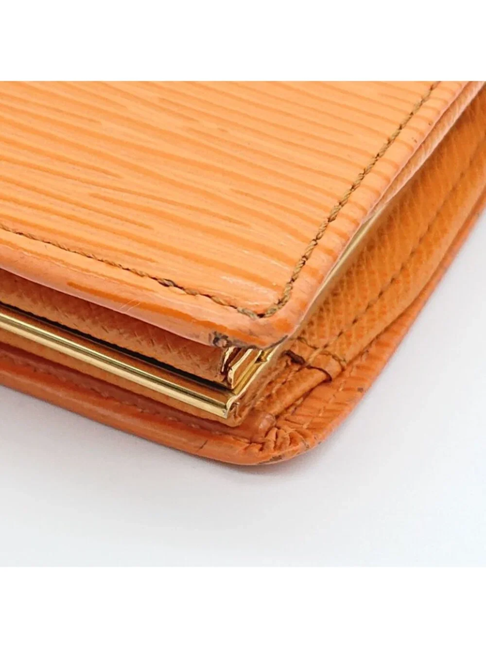 Louis Vuitton Portefeuille Viennois Folded Wallet Kiss Lock Epi Orange